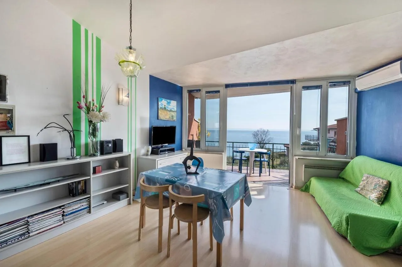 Apartment Front Lake Amazing View Manerba del Garda Italy